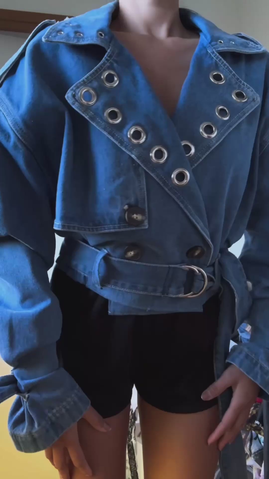 Aurora 1980’s Cropped denim Jacket